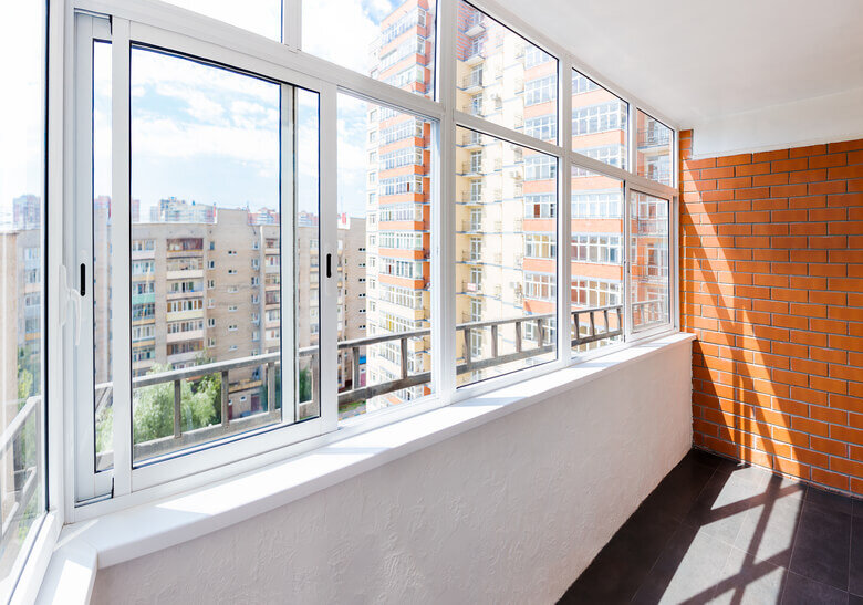 aluminium sliding windows white frame kwong leong kl